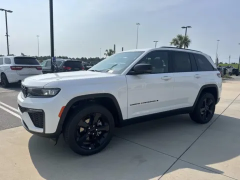 Another view of 2026 Jeep Grand Cherokee Limited for sale in Gulfport, MS at Champion Chrysler Dodge Jeep Ram