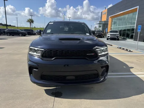 Photos of 2026 Dodge Durango GT Plus HEMI V8 for sale in Gulfport, MS at Champion Chrysler Dodge Jeep Ram