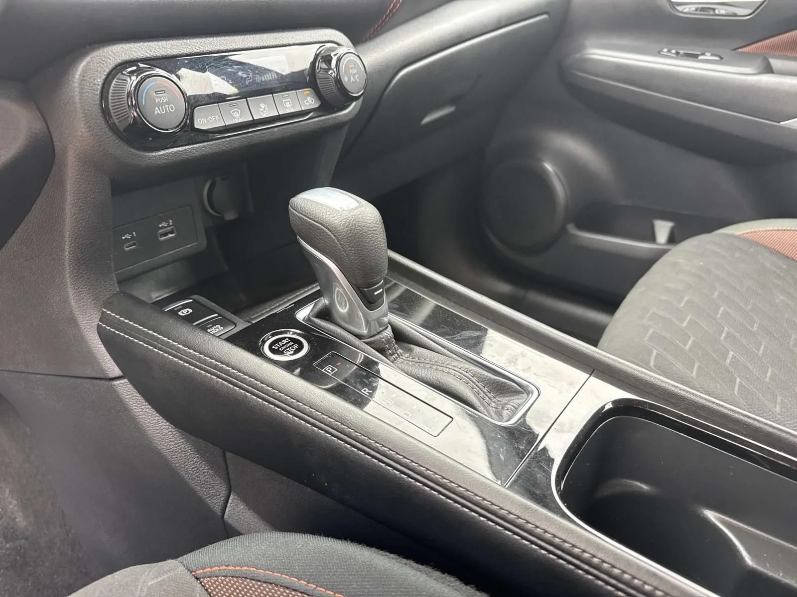 2024 Nissan Kicks SR - Photo 25