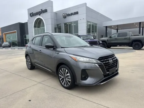 Gray 2024 Nissan Kicks SR for sale in Gulfport, MS