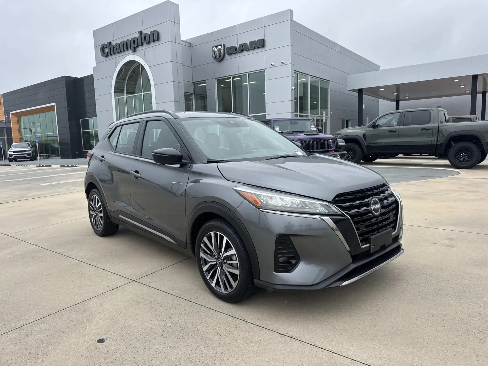 2024 Nissan Kicks