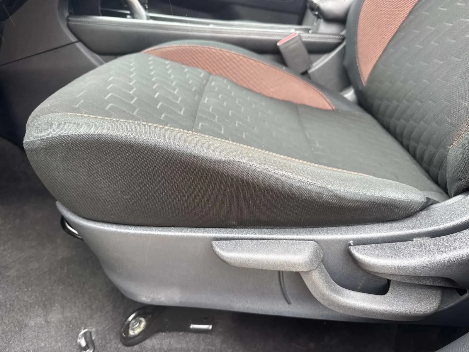 2024 Nissan Kicks SR - Photo 16