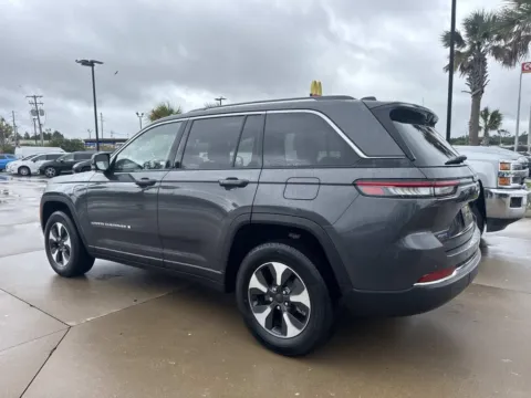 More photos of 2022 Jeep Grand Cherokee 4xe at Champion Chrysler Dodge Jeep Ram, MS