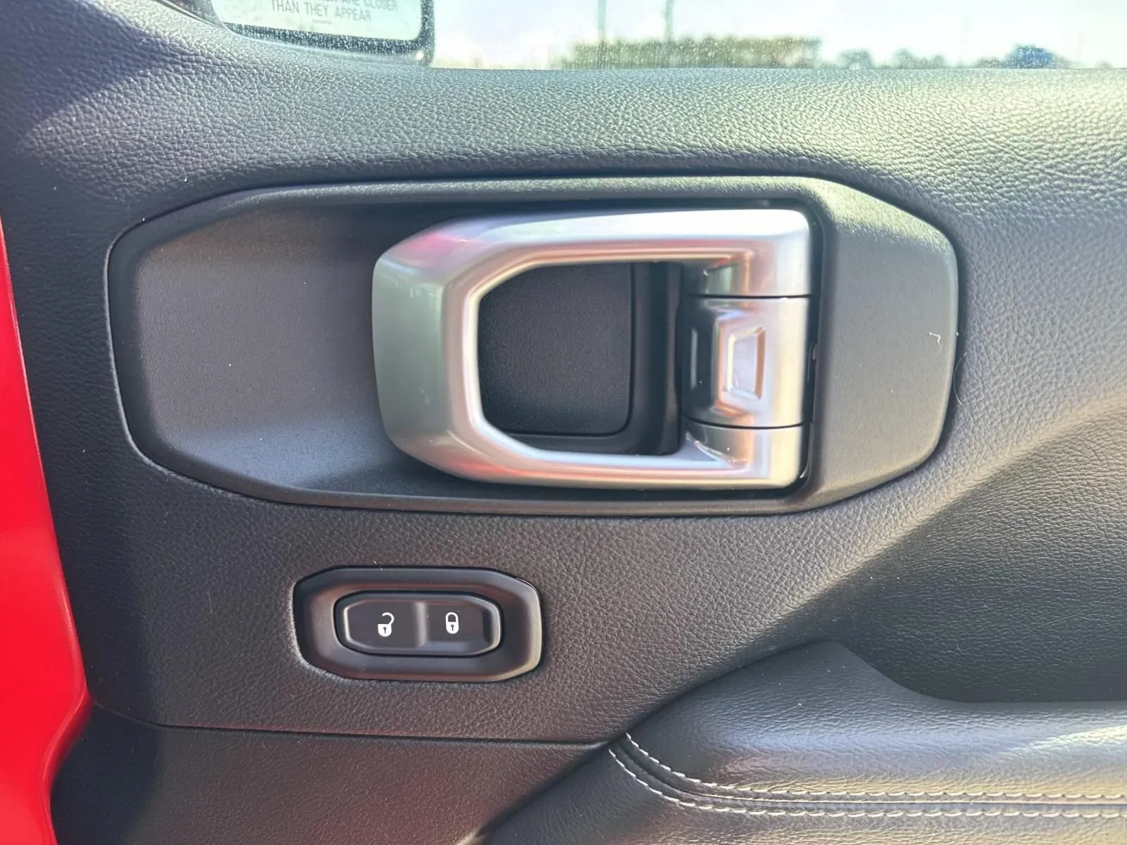 2020 Jeep Wrangler Unlimited Sahara - Photo 14