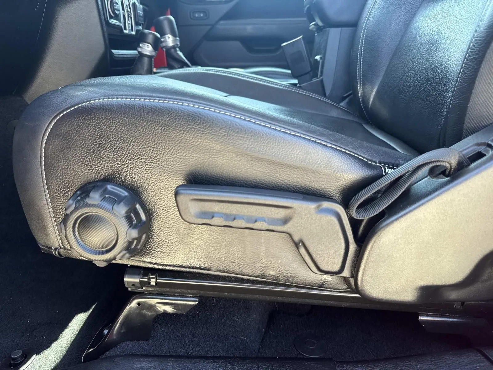 2020 Jeep Wrangler Unlimited Sahara - Photo 16