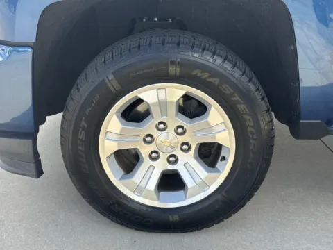 More photos of 2017 Chevrolet Silverado 1500 LT at Champion Chrysler Dodge Jeep Ram, MS