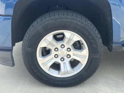 More photos of 2017 Chevrolet Silverado 1500 LT at Champion Chrysler Dodge Jeep Ram, MS