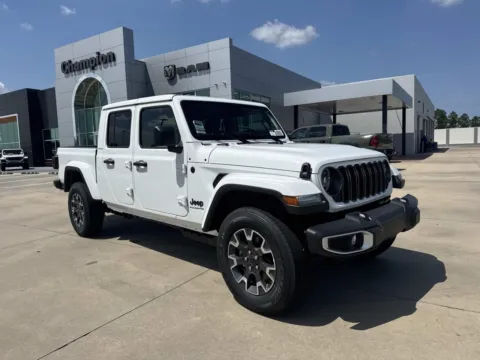 White 2026 Jeep Gladiator Sahara for sale in Gulfport, MS