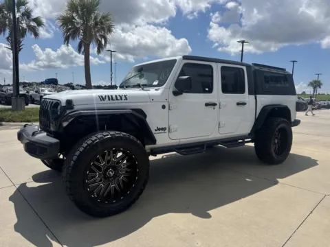 Another view of 2022 Jeep Gladiator Willys for sale in Gulfport, MS at Champion Chrysler Dodge Jeep Ram