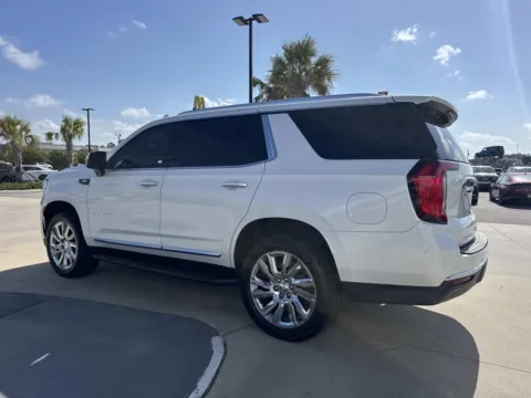 More photos of 2021 GMC Yukon SLT at Champion Chrysler Dodge Jeep Ram, MS