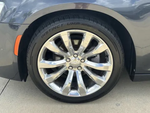 More photos of 2017 Chrysler 300 C at Champion Chrysler Dodge Jeep Ram, MS