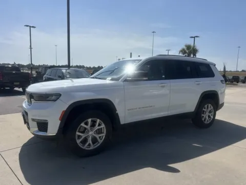 Another view of 2023 Jeep Grand Cherokee L Limited for sale in Gulfport, MS at Champion Chrysler Dodge Jeep Ram