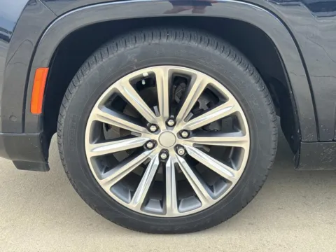 More photos of 2023 Jeep Grand Wagoneer at Champion Chrysler Dodge Jeep Ram, MS