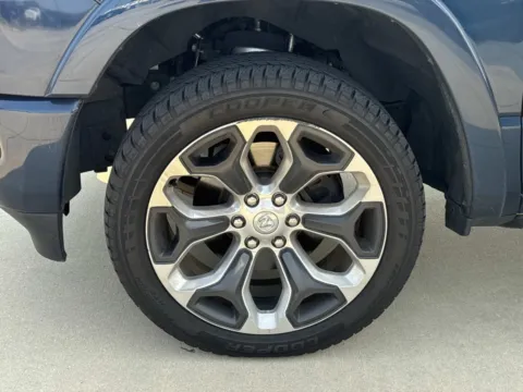 More photos of 2022 Ram 1500 Limited at Champion Chrysler Dodge Jeep Ram, MS