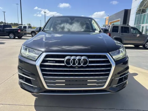 Photos of 2019 Audi Q7 Prestige for sale in Gulfport, MS at Champion Chrysler Dodge Jeep Ram