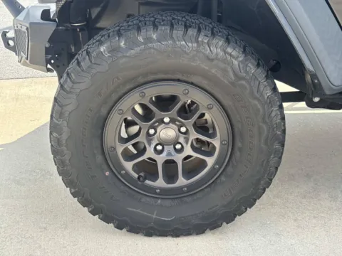 More photos of 2023 Jeep Wrangler High Tide at Champion Chrysler Dodge Jeep Ram, MS