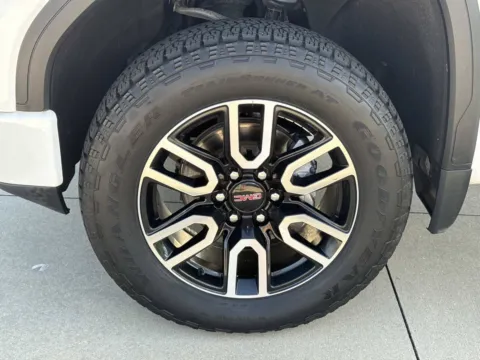 More photos of 2021 GMC Sierra 1500 AT4 at Champion Chrysler Dodge Jeep Ram, MS