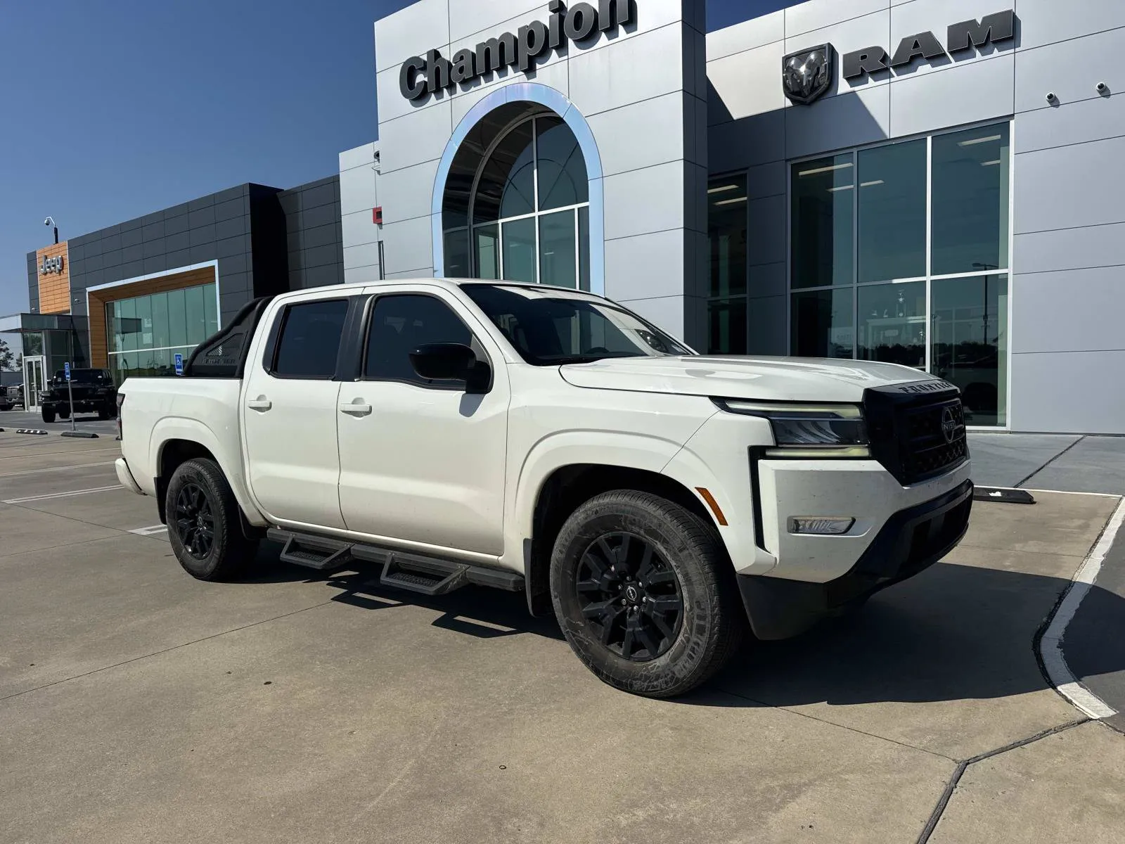 2023 Nissan Frontier