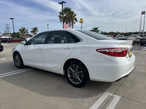 More photos of 2017 Toyota Camry SE at Champion Chrysler Dodge Jeep Ram, MS