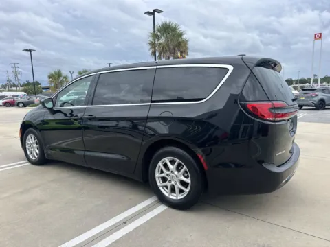 More photos of 2024 Chrysler Pacifica Touring L at Champion Chrysler Dodge Jeep Ram, MS