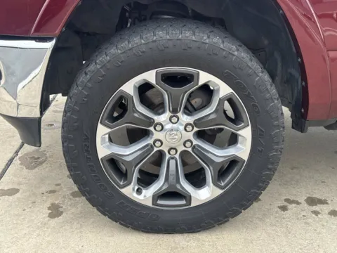 More photos of 2019 Ram 1500 Limited at Champion Chrysler Dodge Jeep Ram, MS