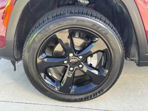More photos of 2024 Jeep Grand Cherokee Altitude at Champion Chrysler Dodge Jeep Ram, MS