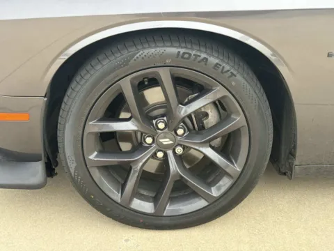 More photos of 2021 Dodge Challenger R/T at Champion Chrysler Dodge Jeep Ram, MS