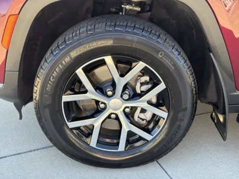 More photos of 2025 Jeep Grand Cherokee L Limited at Champion Chrysler Dodge Jeep Ram, MS