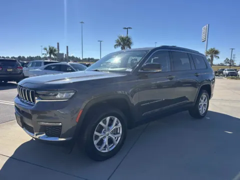 Another view of 2022 Jeep Grand Cherokee L Limited for sale in Gulfport, MS at Champion Chrysler Dodge Jeep Ram
