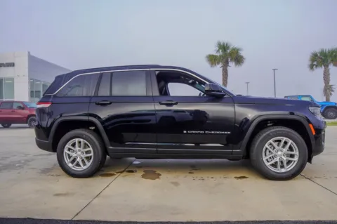 More photos of 2025 Jeep Grand Cherokee Laredo X at Champion Chrysler Dodge Jeep Ram, MS