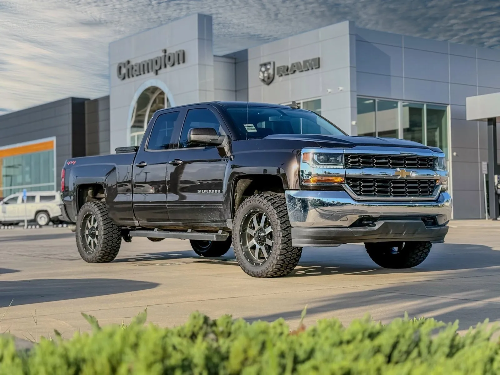 Brown 2018 Chevrolet Silverado 1500 LT for sale in Gulfport, MS