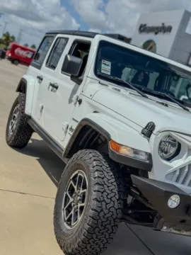 More photos of 2019 Jeep Wrangler Unlimited Sahara at Champion Chrysler Dodge Jeep Ram, MS