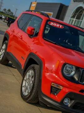 More photos of 2021 Jeep Renegade Latitude at Champion Chrysler Dodge Jeep Ram, MS