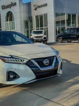 More photos of 2022 Nissan Maxima SR at Champion Chrysler Dodge Jeep Ram, MS