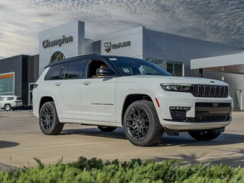 White 2025 Jeep Grand Cherokee L Summit for sale in Gulfport, MS