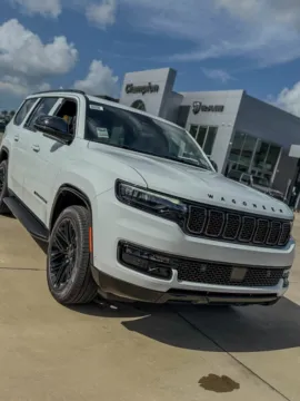 More photos of 2025 Jeep Wagoneer Series II Carbide at Champion Chrysler Dodge Jeep Ram, MS