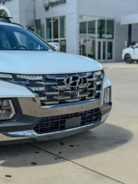 More photos of 2024 Hyundai Santa Cruz Limited at Champion Chrysler Dodge Jeep Ram, MS