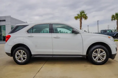 More photos of 2013 Chevrolet Equinox LS at Champion Chrysler Dodge Jeep Ram, MS