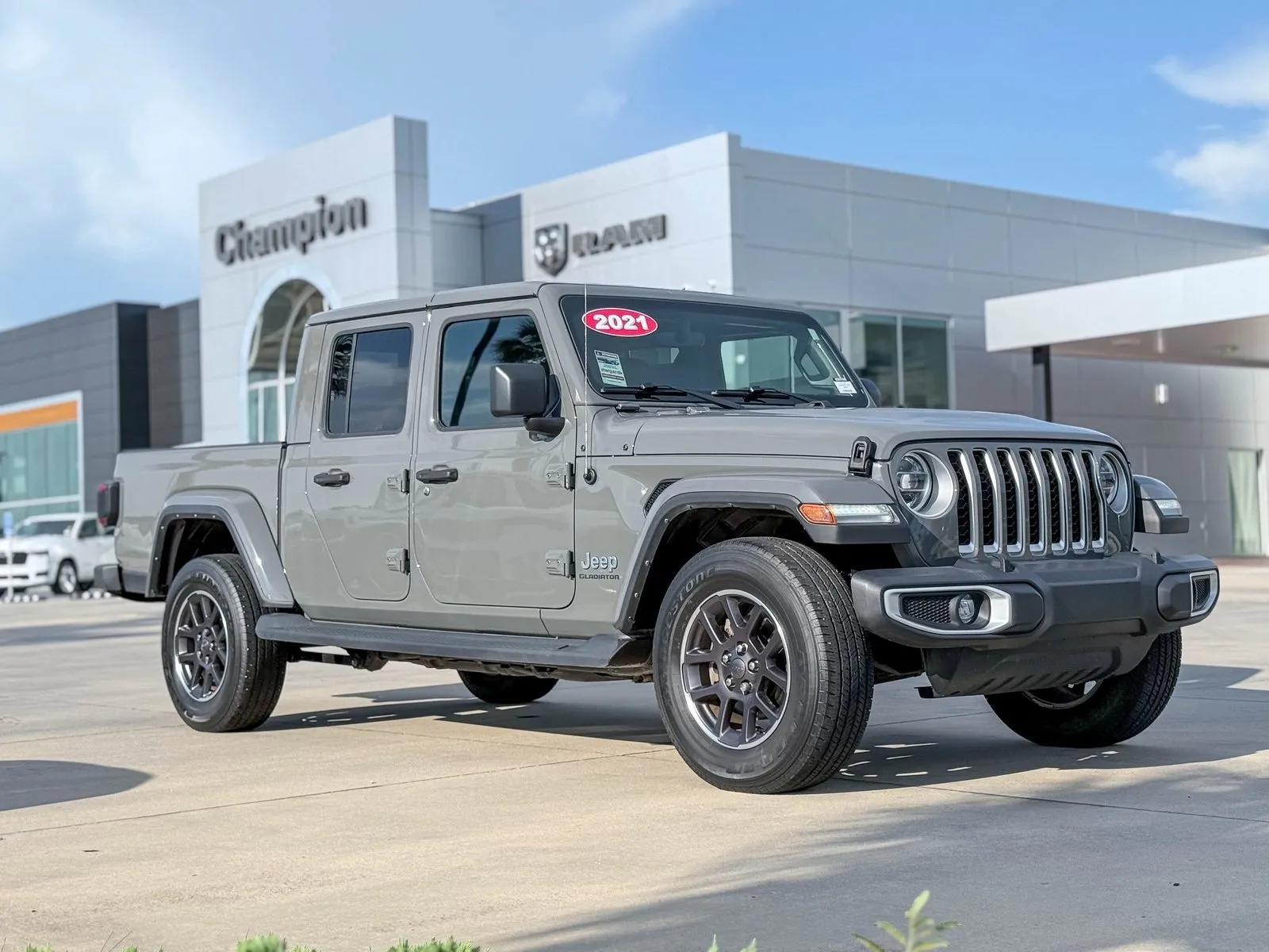 Gray 2021 Jeep Gladiator Overland for sale in Gulfport, MS
