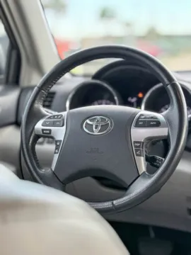 Another view of 2013 Toyota Highlander Limited for sale in Gulfport, MS at Champion Chrysler Dodge Jeep Ram