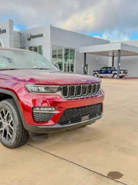 More photos of 2025 Jeep Grand Cherokee Limited at Champion Chrysler Dodge Jeep Ram, MS