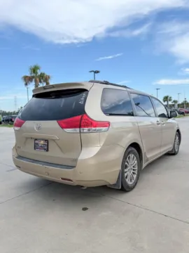 More photos of 2011 Toyota Sienna at Champion Chrysler Dodge Jeep Ram, MS