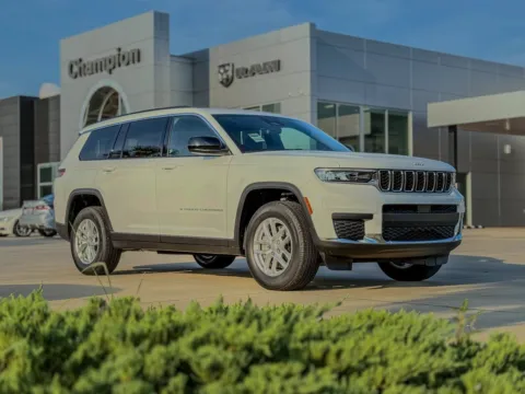 White 2025 Jeep Grand Cherokee L Laredo X for sale in Gulfport, MS