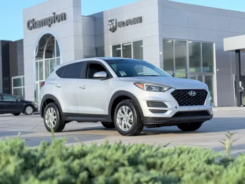 Silver 2019 Hyundai Tucson SE for sale in Gulfport, MS