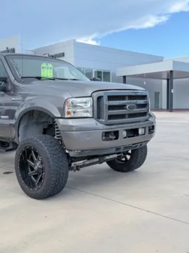 More photos of 2006 Ford Super Duty F-250 XLT at Champion Chrysler Dodge Jeep Ram, MS