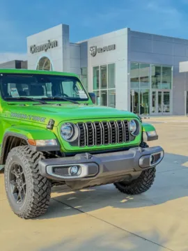 More photos of 2025 Jeep Gladiator High Tide at Champion Chrysler Dodge Jeep Ram, MS
