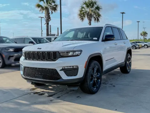 Photos of 2025 Jeep Grand Cherokee Limited for sale in Gulfport, MS at Champion Chrysler Dodge Jeep Ram