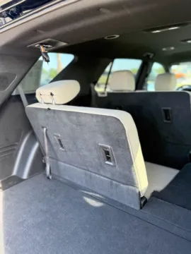 More photos of 2022 Chevrolet Traverse LS at Champion Chrysler Dodge Jeep Ram, MS