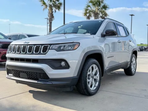 Photos of 2025 Jeep Compass Latitude for sale in Gulfport, MS at Champion Chrysler Dodge Jeep Ram