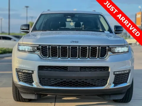 Another view of 2021 Jeep Grand Cherokee L Limited for sale in Gulfport, MS at Champion Chrysler Dodge Jeep Ram